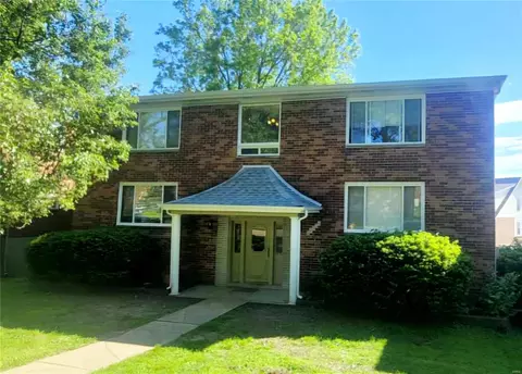 10050 Willdan Dr, Saint Louis, MO 63123