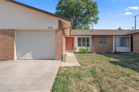 273 Timberbrook Dr #D, Saint Peters, MO 63376