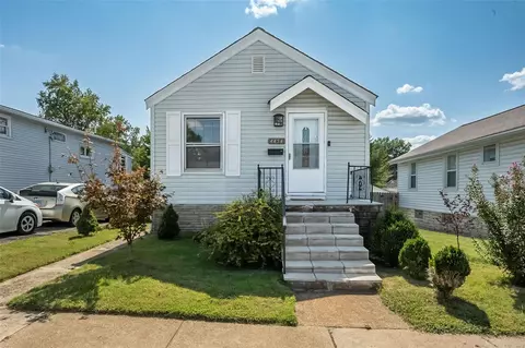 4454 Bingham Ave, Saint Louis, MO 63116