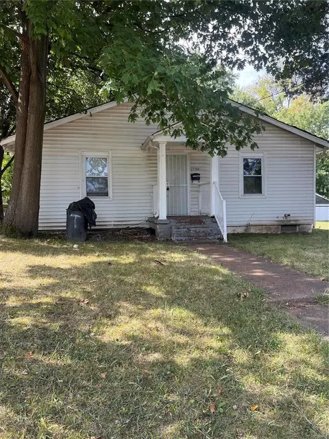7200 Jenwood Ave, Saint Louis, MO 63136