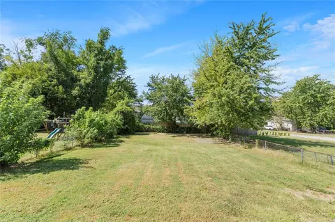 3635 Dixie Dr, Saint Ann, MO 63074 photo 19