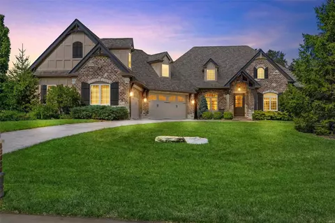 3 Lauderdale Ln, Defiance, MO 63341