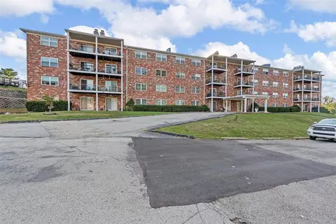 3107 Garnette Dr #C10, Bridgeton, MO 63044