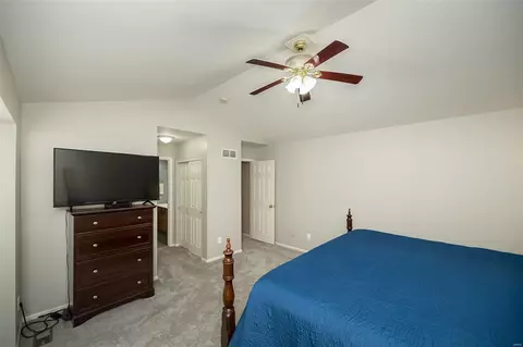 Bedroom - 855 Legends View Dr, Eureka, MO 63025 photo 2 of 5