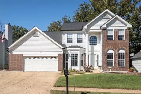 855 Legends View Dr, Eureka, MO 63025