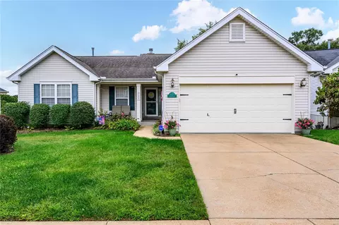4173 Fairburn Ct, Saint Louis, MO 63129