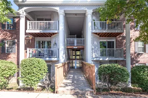 7616 Triwoods Dr #K, Saint Louis, MO 63119