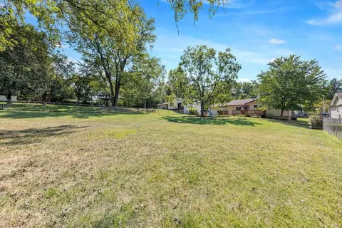 Exterior - 605 Nandale Ln, Manchester, MO 63021 photo 11 of 11