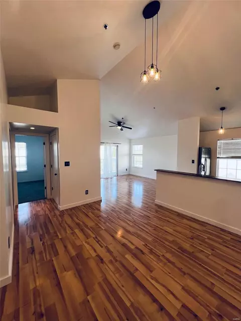 5301 Spring Creek Ln, O'fallon, MO 63368 photo 1