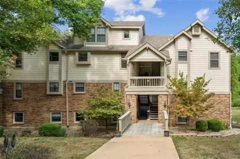 12970 Bryce Canyon Dr #A, Maryland Heights, MO 63043