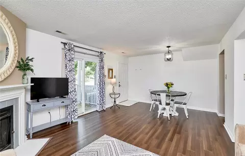 9112 Eager Rd, Saint Louis, MO 63144 photo 14