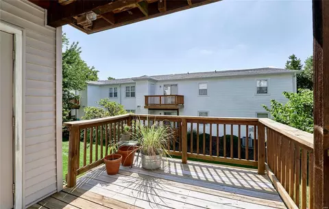 9112 Eager Rd, Saint Louis, MO 63144 photo 33