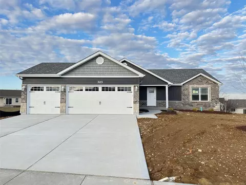 323 Katie Lynn Dr, Wentzville, MO 63385