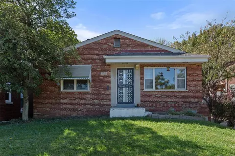 3650 Loughborough Ave, Saint Louis, MO 63116