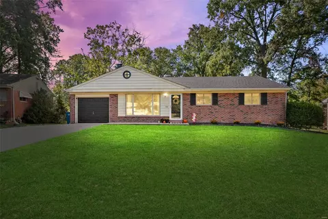 310 Danworth Ct, Saint Louis, MO 63122