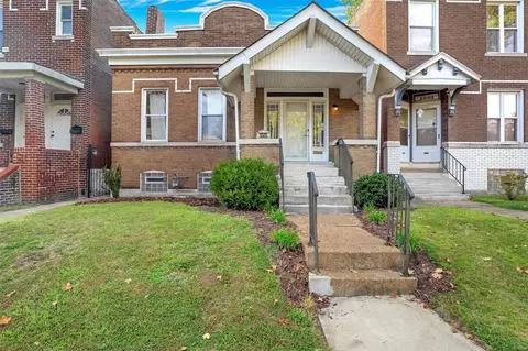 5505 Idaho Ave, Saint Louis, MO 63111
