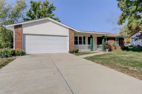 406 Kimberly Ln, Saint Peters, MO 63376