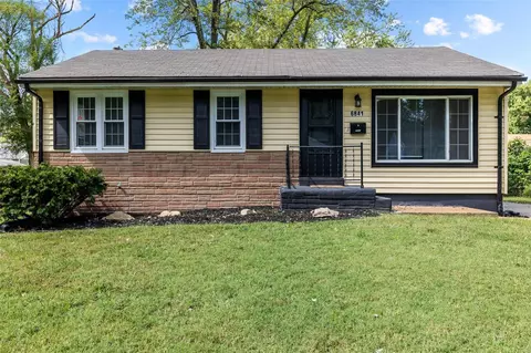 6841 Frostview Ln, Saint Louis, MO 63134