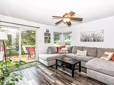 8026 Mathilda, Affton, MO 63123 photo 9