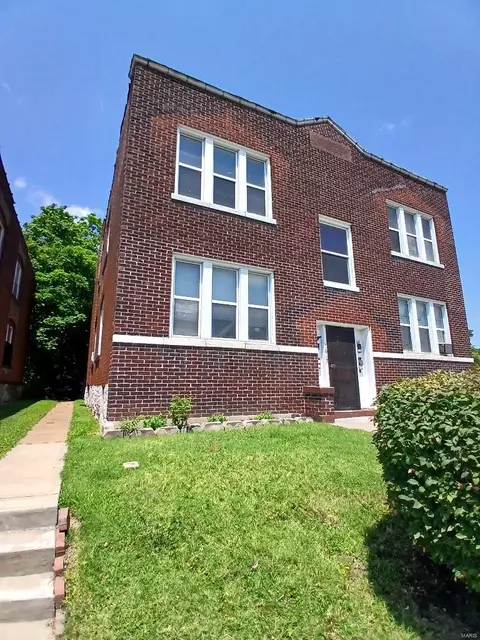 1613 Union Blvd, Saint Louis, MO 63113