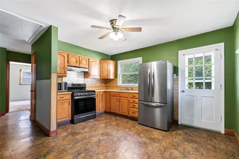 3579 Long Dr, Saint Ann, MO 63074 photo 8