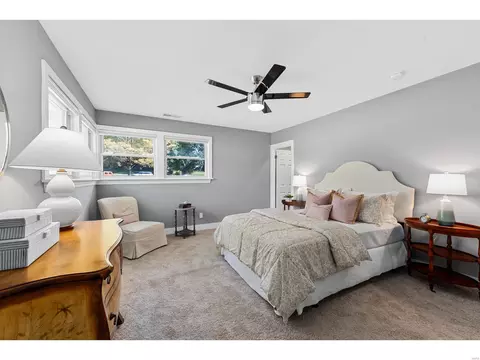 Bedroom - 130 Stoneyside Ln, Olivette, MO 63132 photo 1 of 2