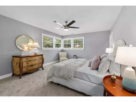 Bedroom - 130 Stoneyside Ln, Olivette, MO 63132 photo 2 of 2