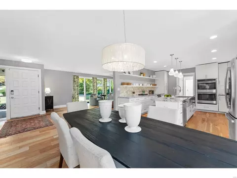 Dining - 130 Stoneyside Ln, Olivette, MO 63132 photo 1 of 2
