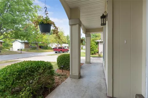 352 Turfwood Dr, Ballwin, MO 63021 photo 5