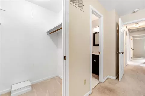 352 Turfwood Dr, Ballwin, MO 63021 photo 21