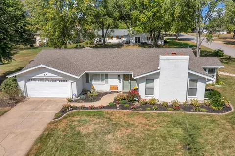 30 Normandy Dr, Lake Saint Louis, MO 63367
