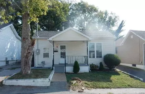 9928 Meadow Ave, Saint Louis, MO 63125