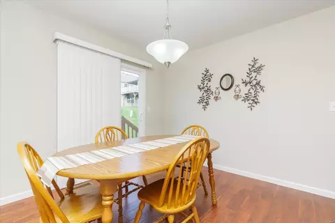Dining - 224 Belmonte Cir, O'fallon, MO 63368 photo 3 of 3
