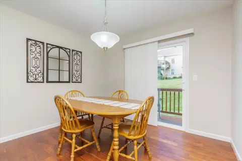 Dining - 224 Belmonte Cir, O'fallon, MO 63368 photo 1 of 3