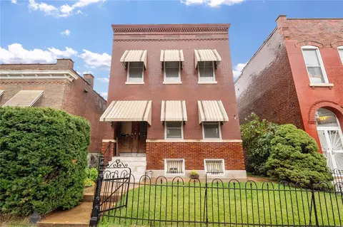 4510 Alaska Ave, Saint Louis, MO 63111