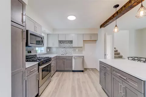 Kitchen - Undisclosed, Bridgeton, MO 63044 photo 2 of 2