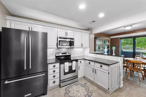 Kitchen - 701 Hemingway Ln #A, Weldon Spring, MO 63304 photo 1 of 3
