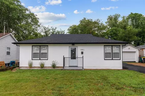 816 N Elm Ave, Saint Louis, MO 63119