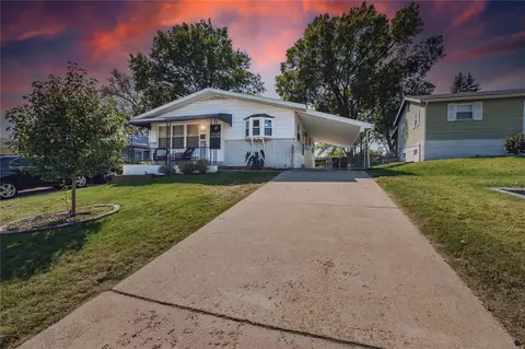 3640 Tesson St, Saint Louis, MO 63125