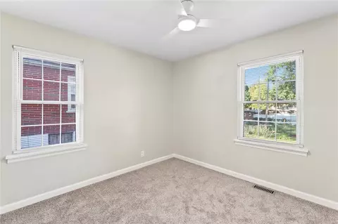 Bedroom - 4427 Eminence Blvd, Berkeley, MO 63134 photo 3 of 4