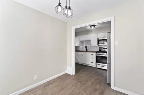 Dining - 4427 Eminence Blvd, Berkeley, MO 63134 photo 1 of 1