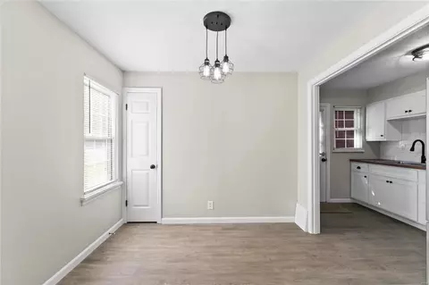 Entry Way - 4427 Eminence Blvd, Berkeley, MO 63134 photo 1 of 2