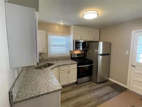 Kitchen - 137 Anabel Ave, Ferguson, MO 63135 photo 3 of 3