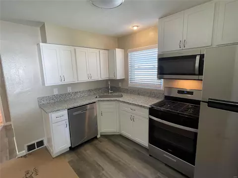Kitchen - 137 Anabel Ave, Ferguson, MO 63135 photo 1 of 3
