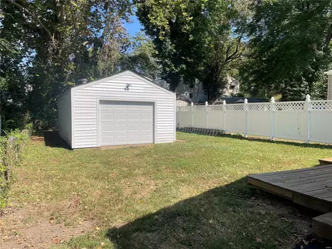 Exterior - 137 Anabel Ave, Ferguson, MO 63135 photo 2 of 4
