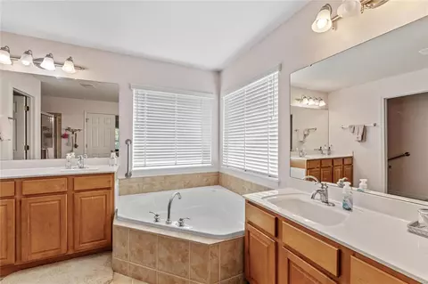 1210 Valley Pass Dr, O'fallon, MO 63366 photo 29