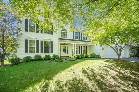 1208 Somerset Field Dr, Chesterfield, MO 63005