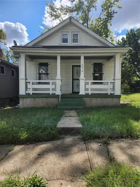5216 Davison Ave, Saint Louis, MO 63120