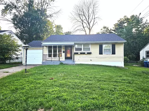 10409 Renfrew Dr, Saint Louis, MO 63137