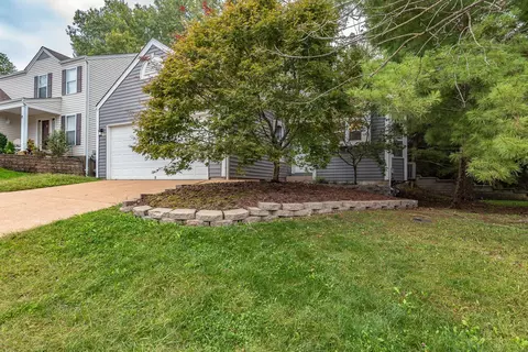 206 Cascade Terrace Dr, Ballwin, MO 63021